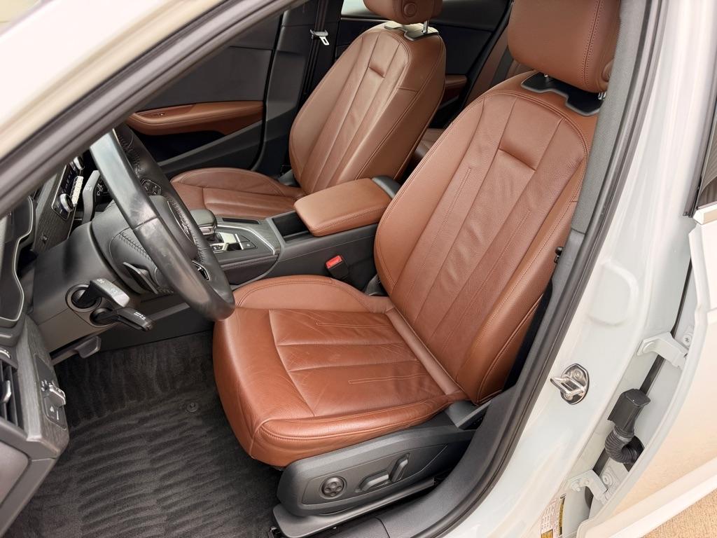 Audi A4 2.0 TFSI Premium Plus quattro 7A 2019