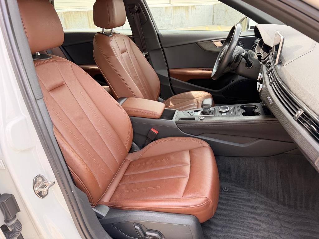 Audi A4 2.0 TFSI Premium Plus quattro 7A 2019