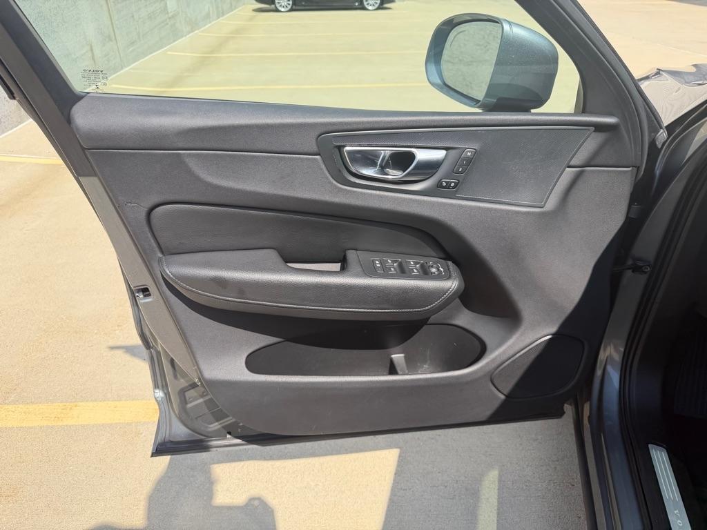 Volvo XC60 T6 Momentum AWD 2018