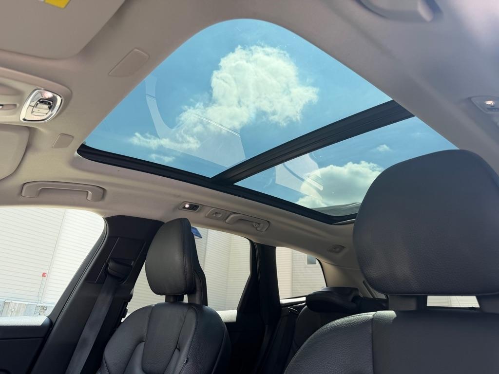 Volvo XC60 T6 Momentum AWD 2018