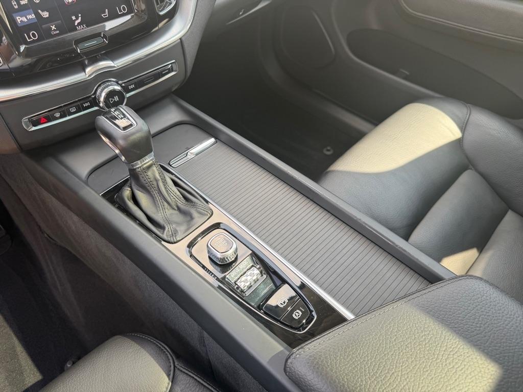 Volvo XC60 T6 Momentum AWD 2018