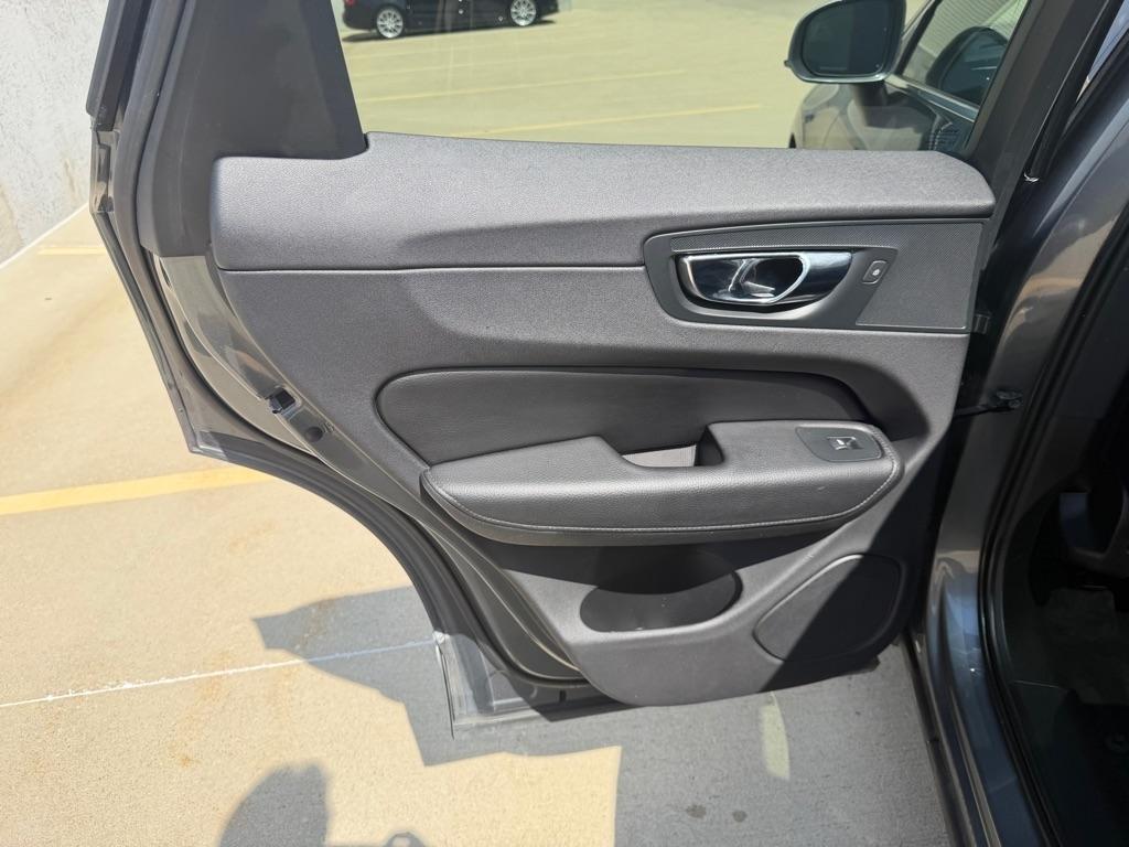 Volvo XC60 T6 Momentum AWD 2018