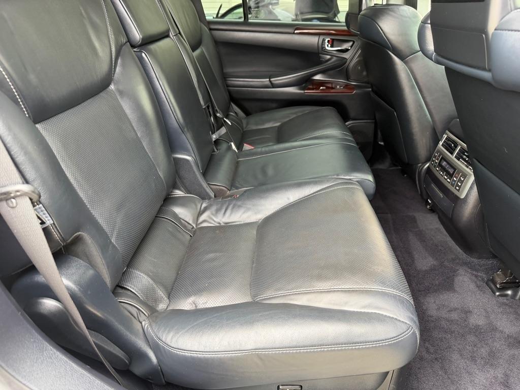 Lexus LX 570 Sport Utility 2013
