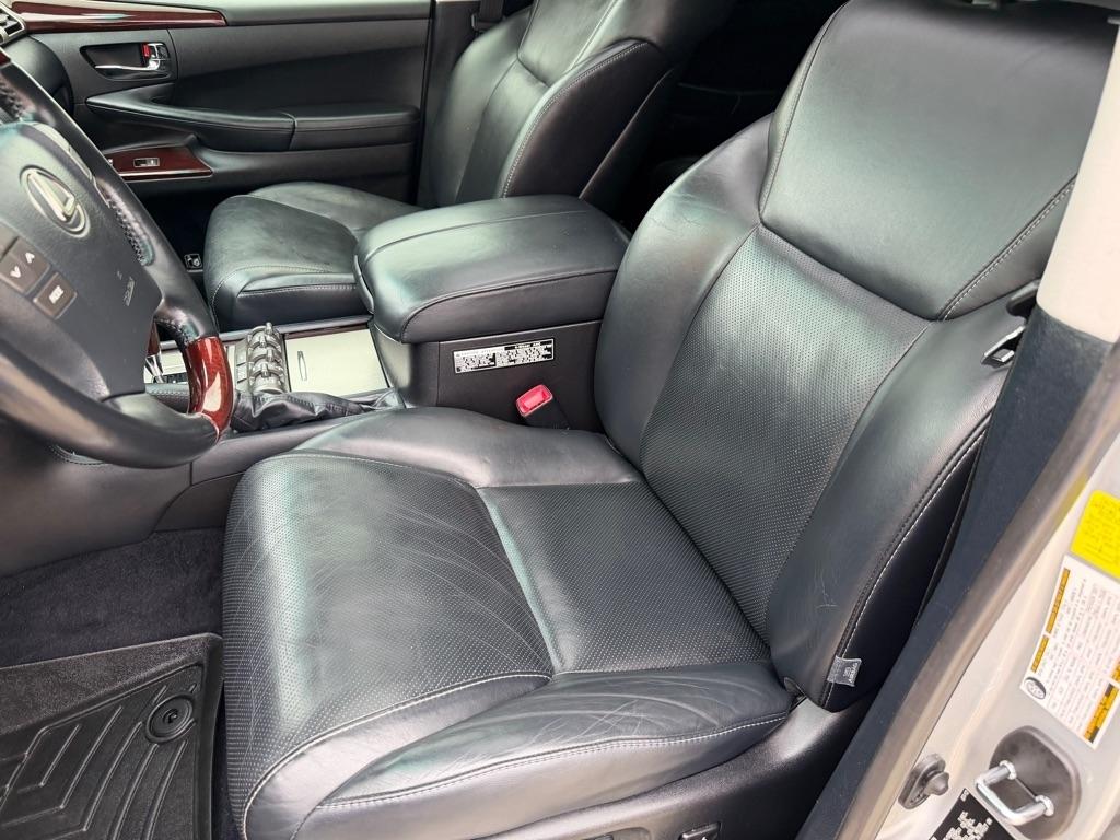 Lexus LX 570 Sport Utility 2013