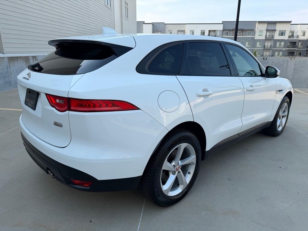 Jaguar F-Pace 25t Premium 2018