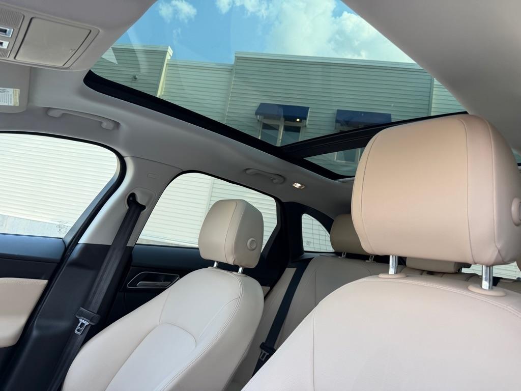 Jaguar F-Pace 25t Premium 2018