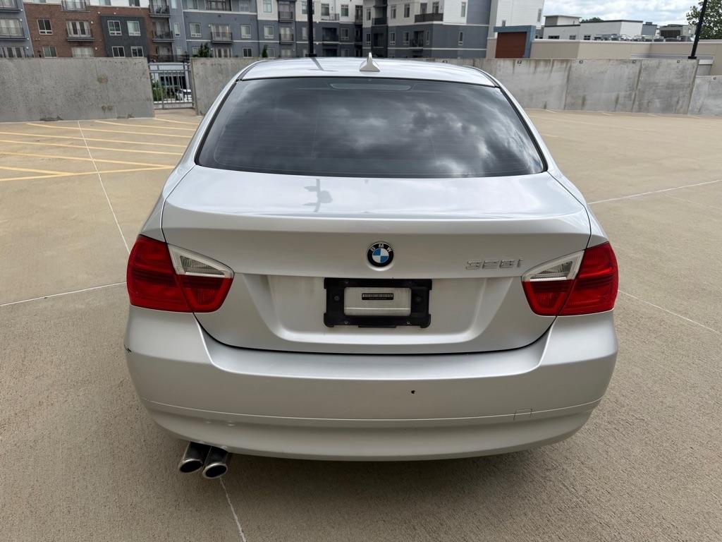 BMW 3-Series 328i 2008