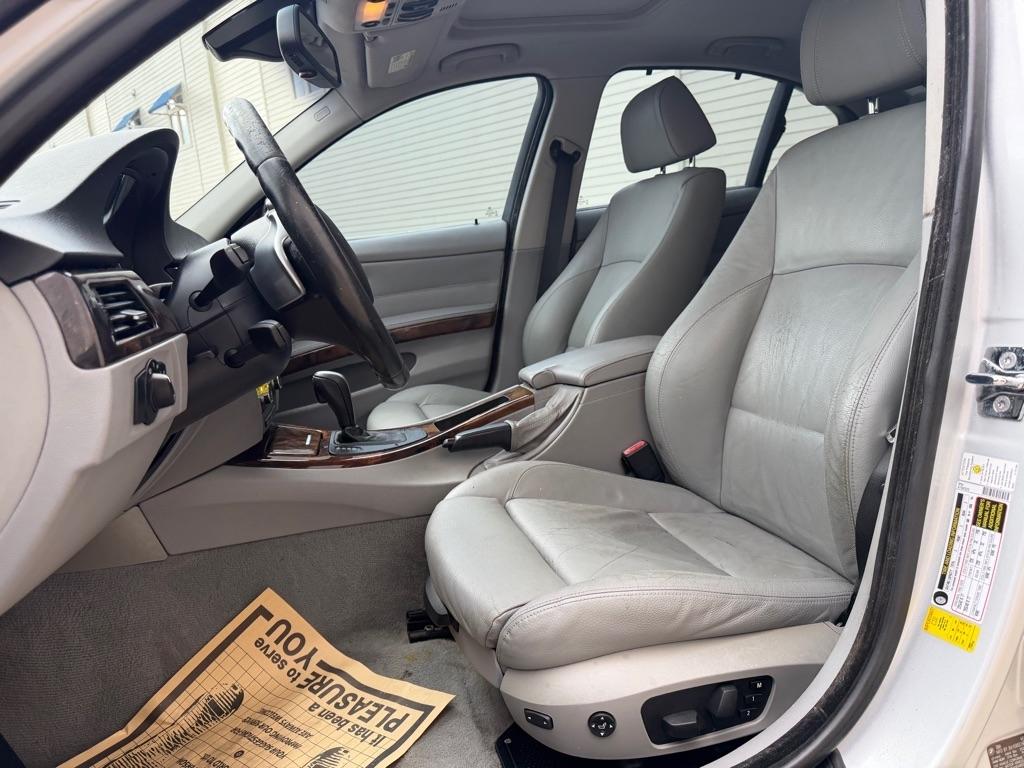 BMW 3-Series 328i 2008