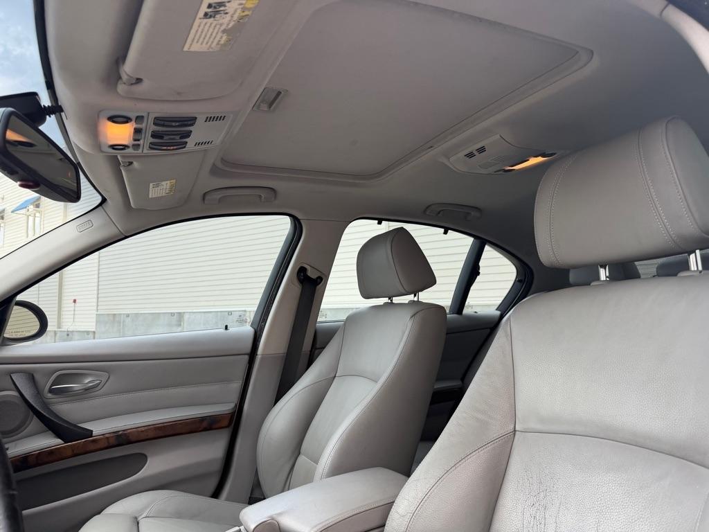BMW 3-Series 328i 2008