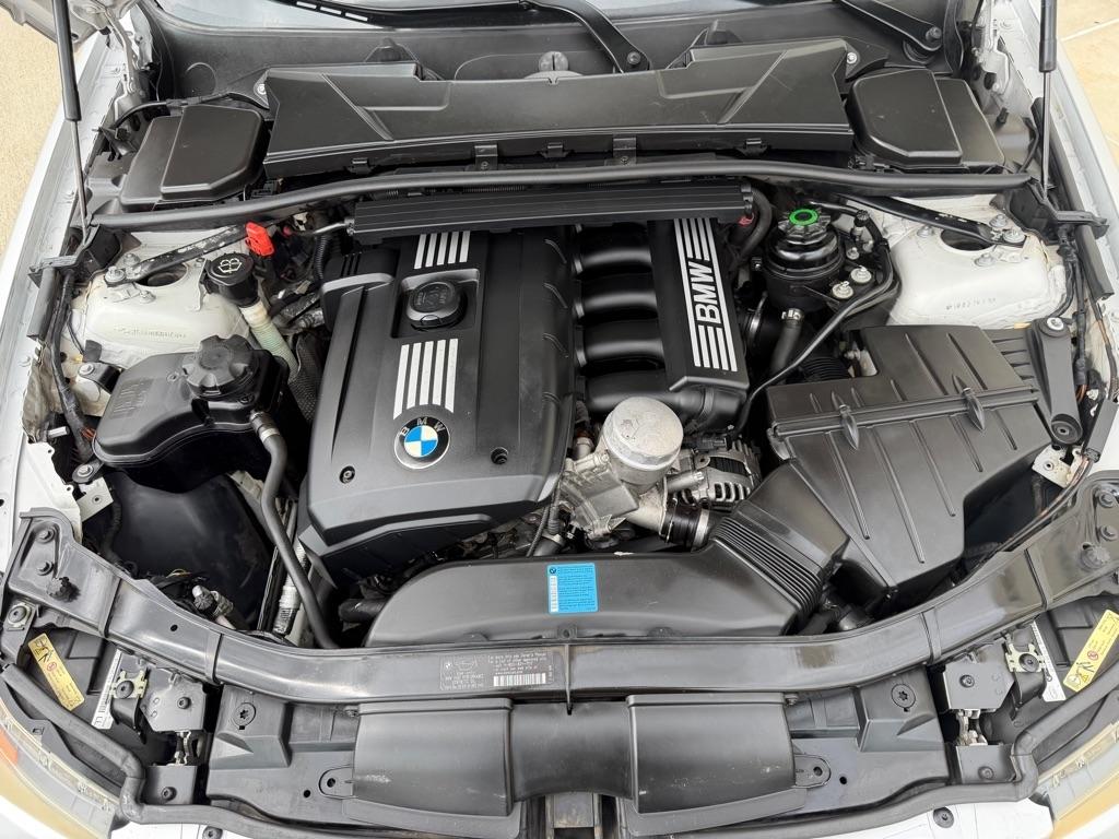 BMW 3-Series 328i 2008