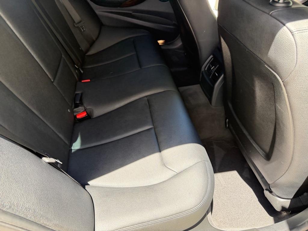 BMW 3-Series 320i xDrive 2015