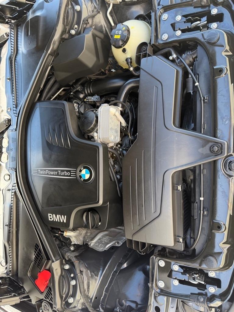 BMW 3-Series 320i xDrive 2015