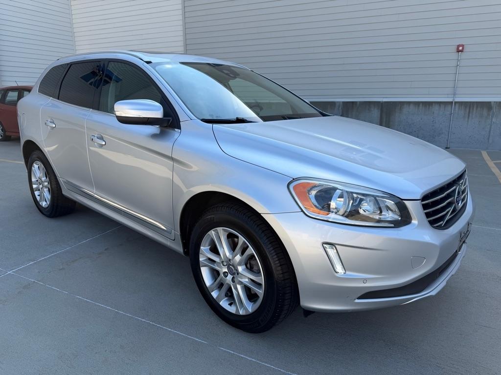 2015 Volvo XC60 T5 AWD Premier's photo