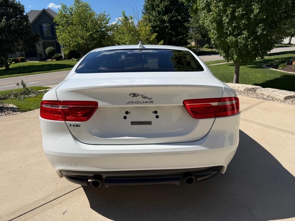 Jaguar XE 25t 2017