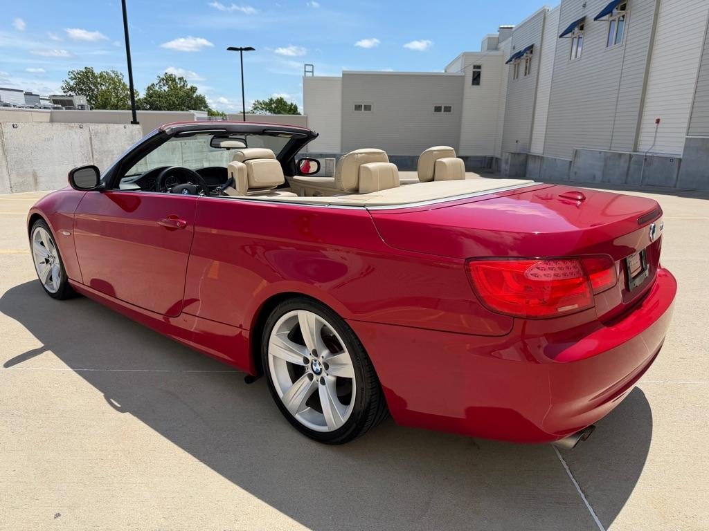 BMW 3-Series 328i Convertible 2011