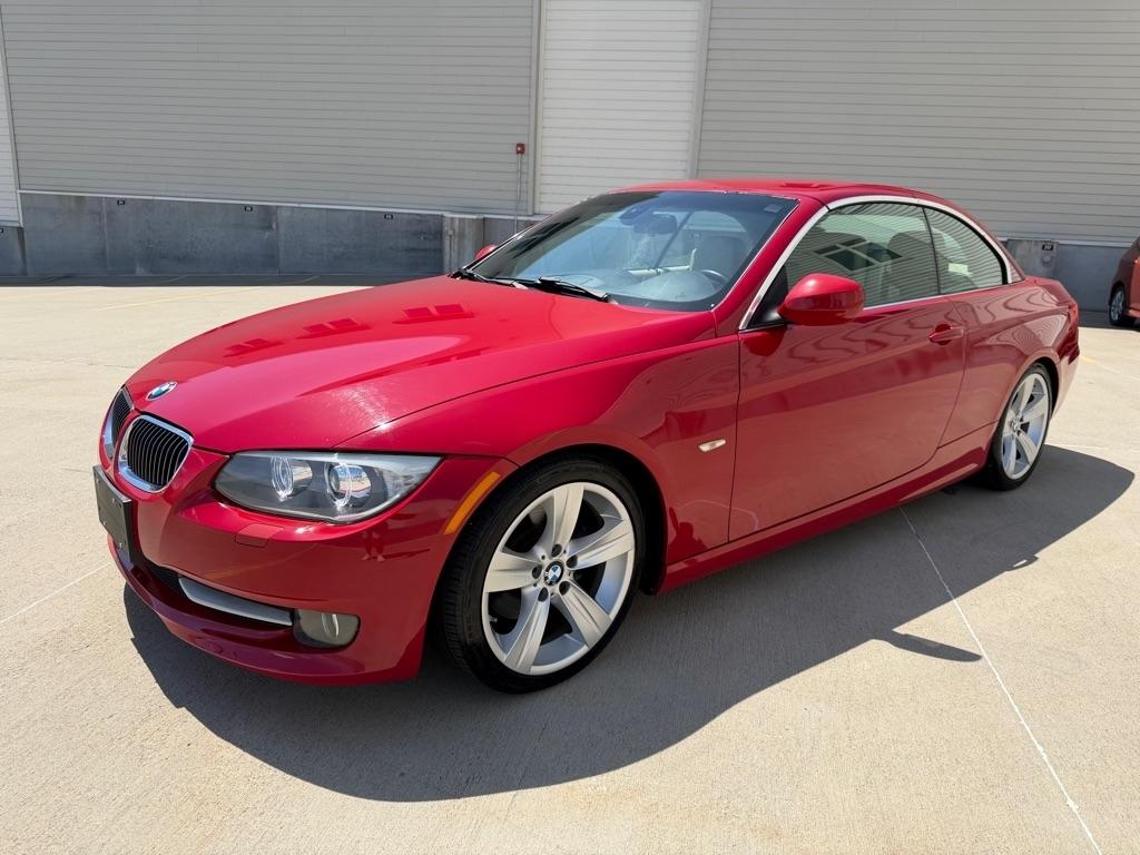 BMW 3-Series 328i Convertible 2011