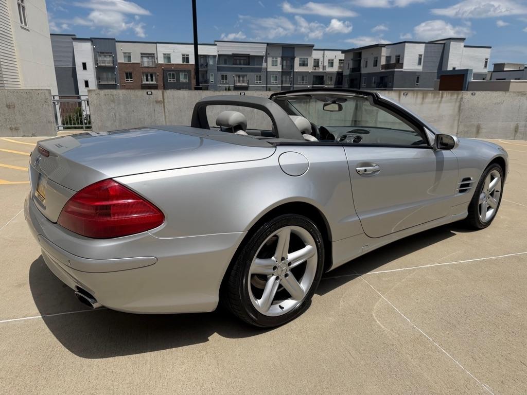 Mercedes-Benz SL  2004