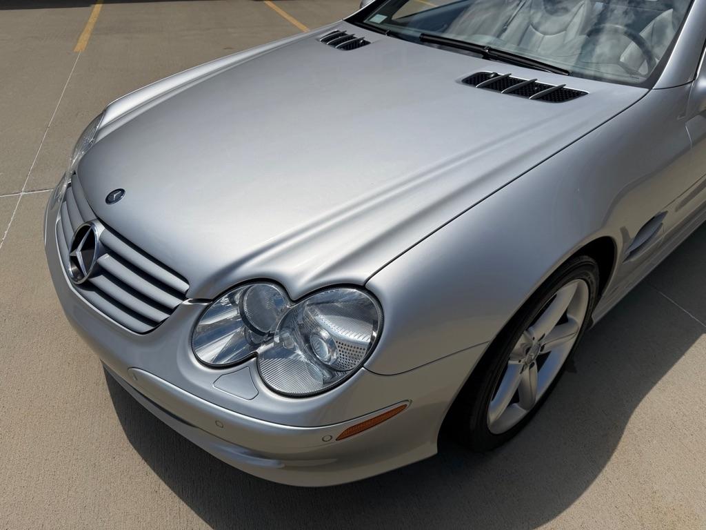 Mercedes-Benz SL  2004
