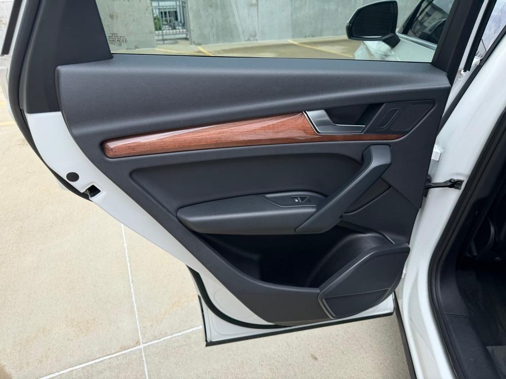 Audi Q5 2.0T Premium quattro 2021