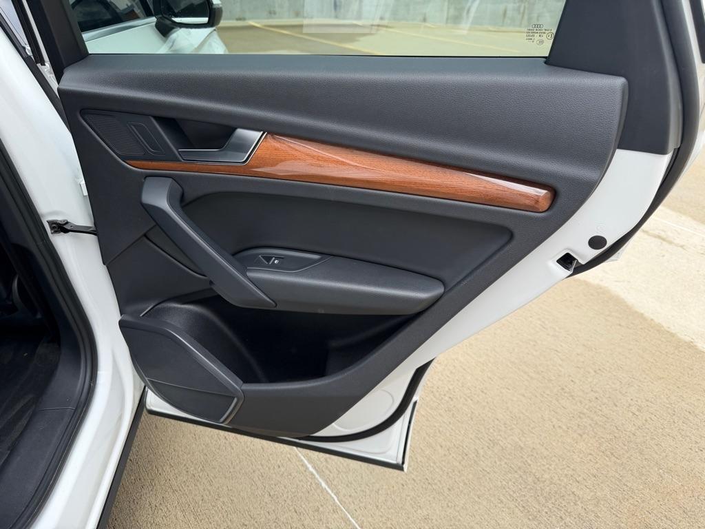 Audi Q5 2.0T Premium quattro 2021