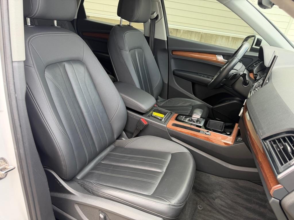 Audi Q5 2.0T Premium quattro 2021