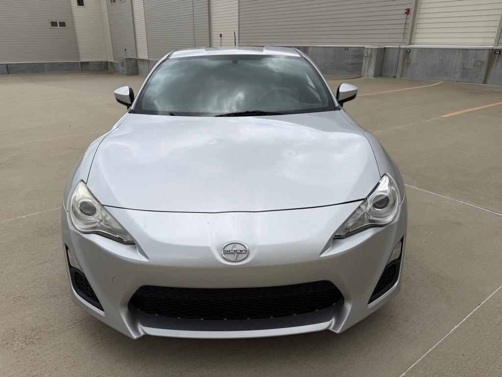 Scion FR-S 6MT 2013