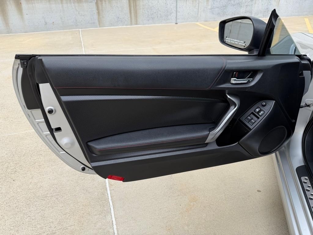 Scion FR-S 6MT 2013