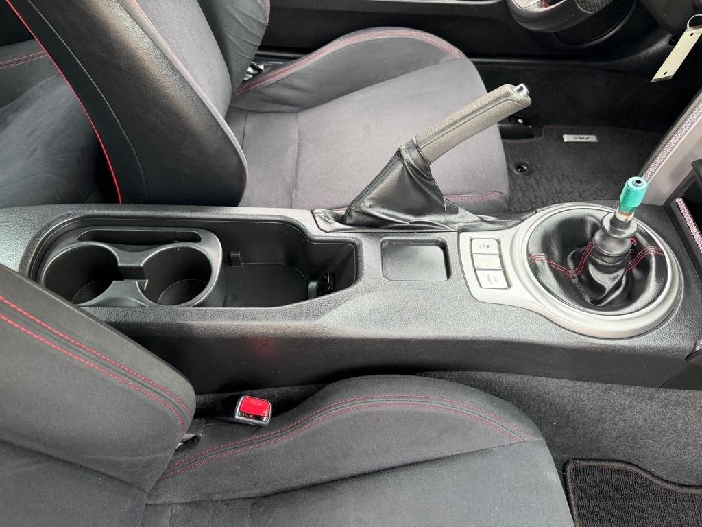 Scion FR-S 6MT 2013