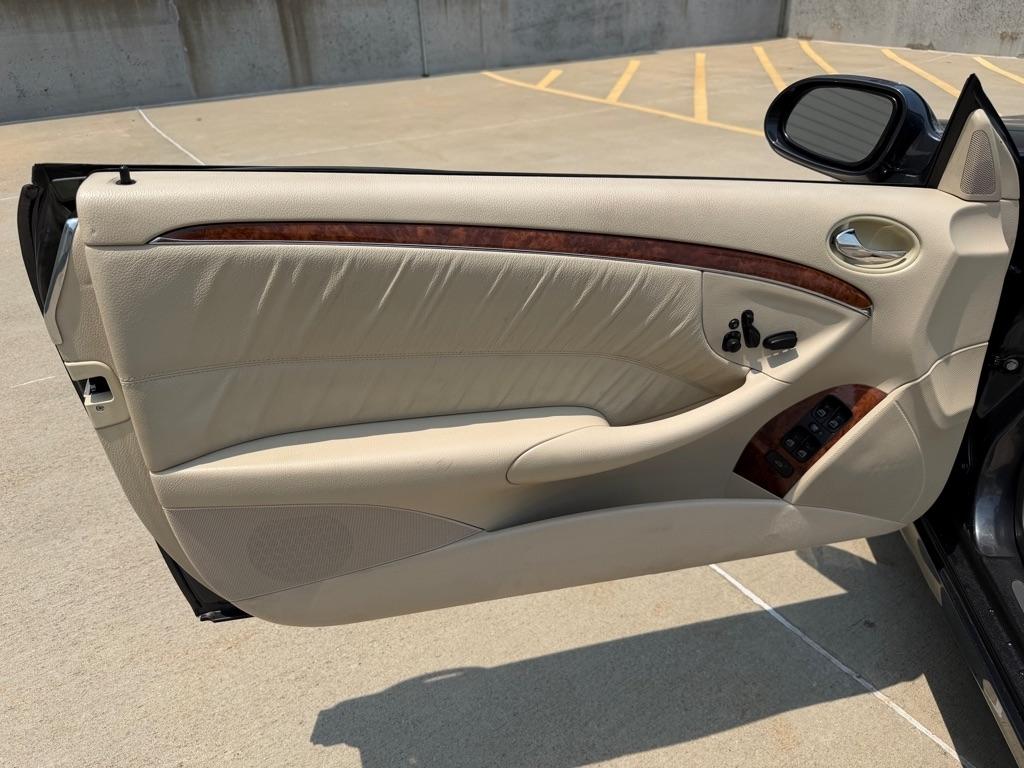 Mercedes-Benz CLK-Class CLK350 Cabriolet 2008