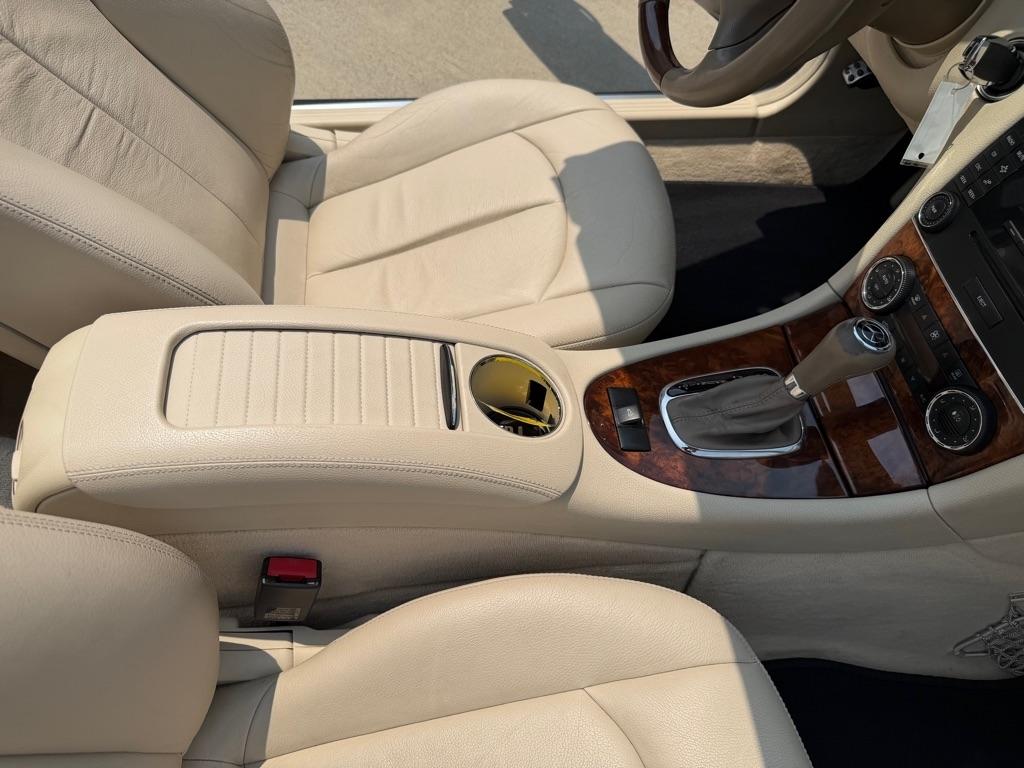 Mercedes-Benz CLK-Class CLK350 Cabriolet 2008