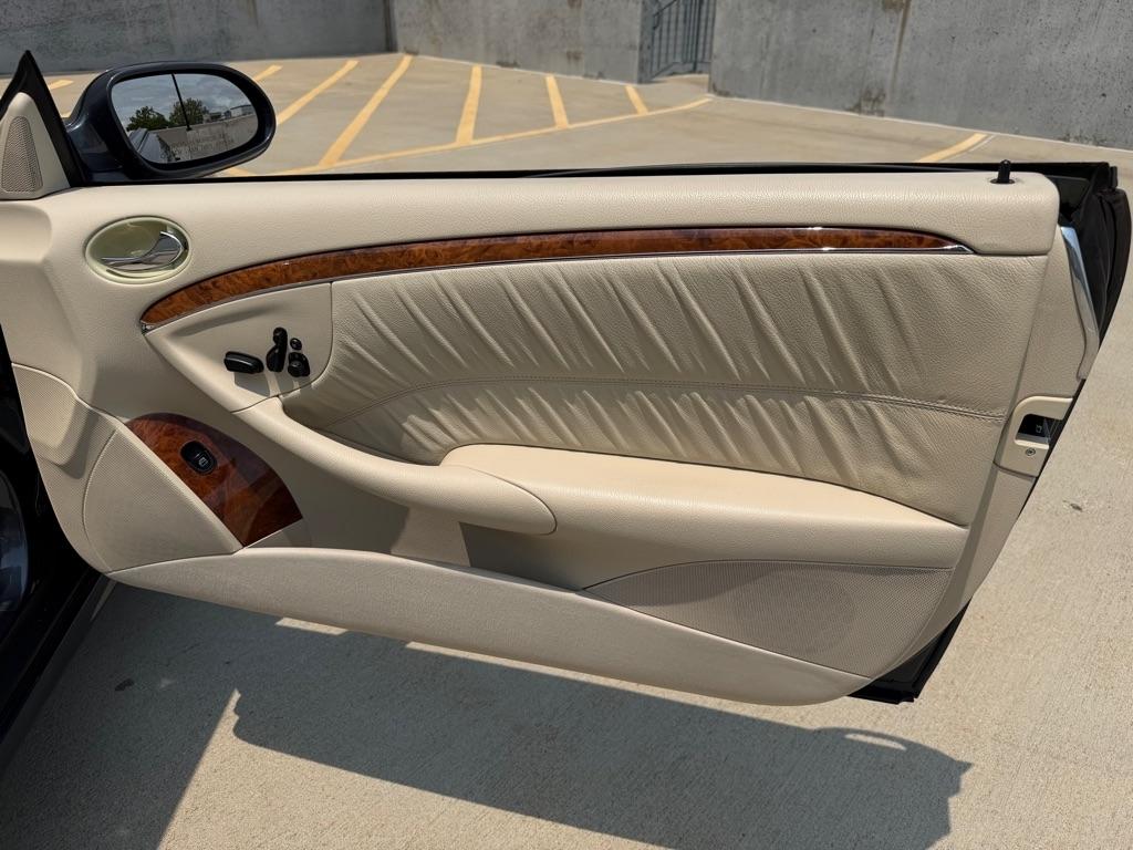 Mercedes-Benz CLK-Class CLK350 Cabriolet 2008