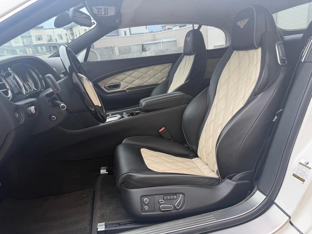 Bentley Continental GTC Convertible 2013