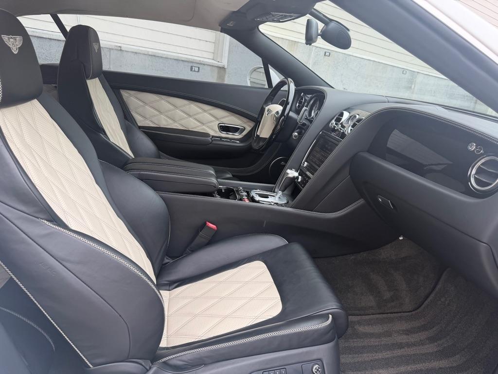 Bentley Continental GTC Convertible 2013