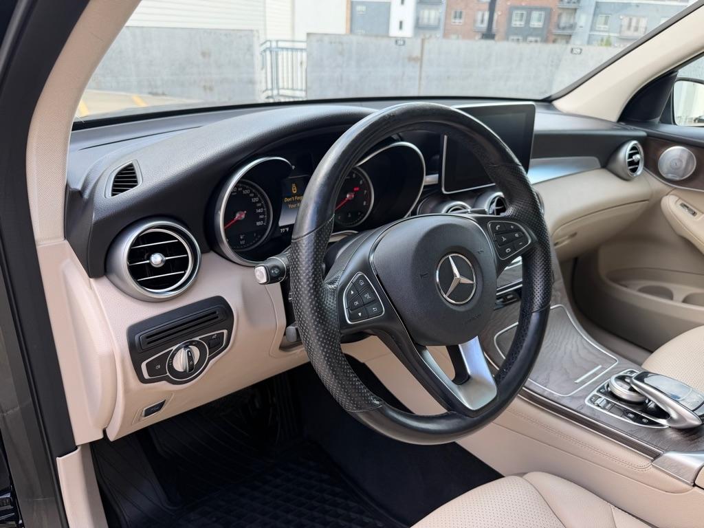 Mercedes-Benz GLC-Class GLC300 4MATIC 2019