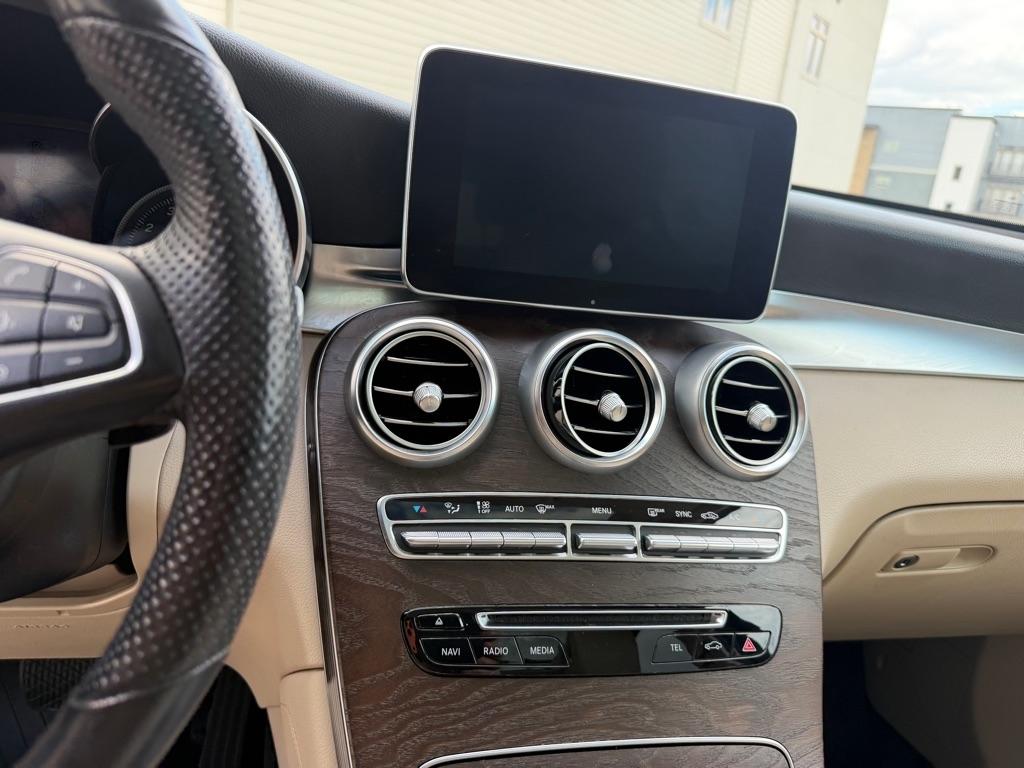 Mercedes-Benz GLC-Class GLC300 4MATIC 2019