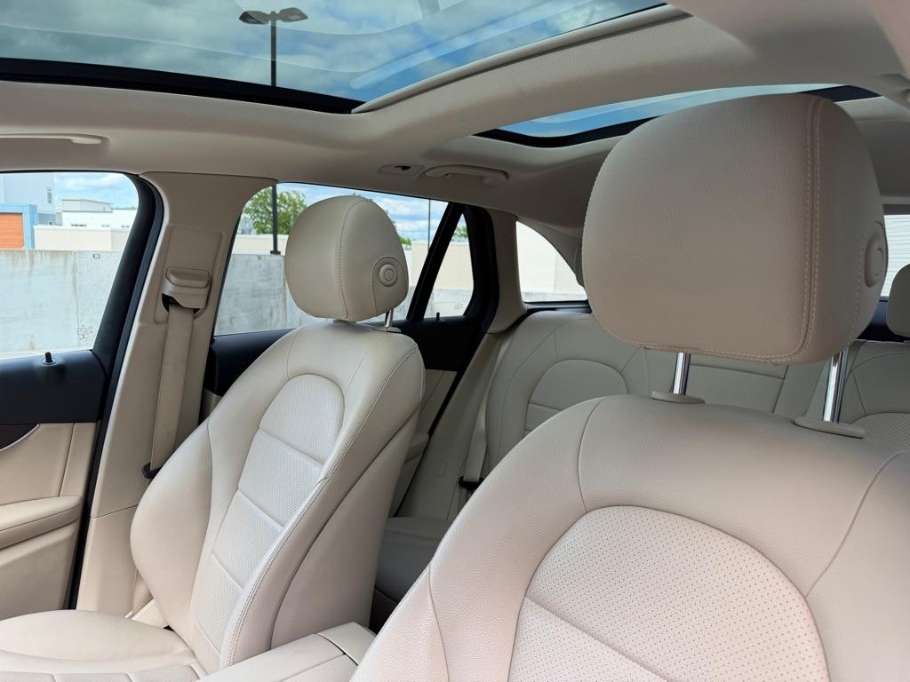 Mercedes-Benz GLC-Class GLC300 4MATIC 2019