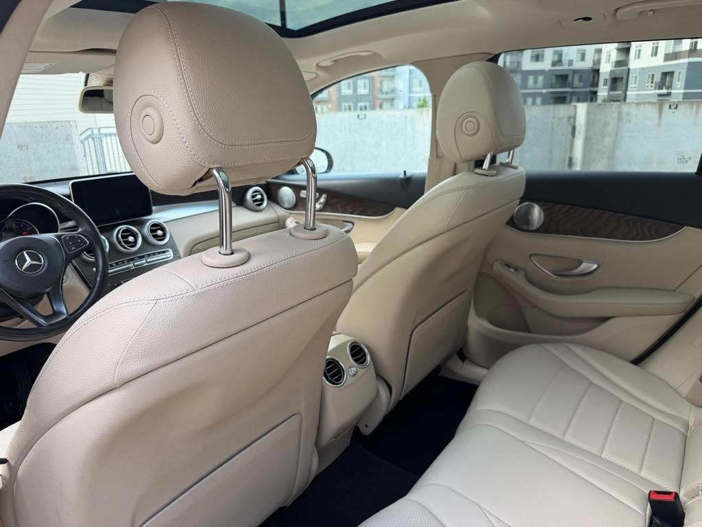 Mercedes-Benz GLC-Class GLC300 4MATIC 2019
