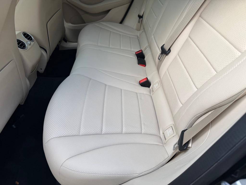 Mercedes-Benz GLC-Class GLC300 4MATIC 2019