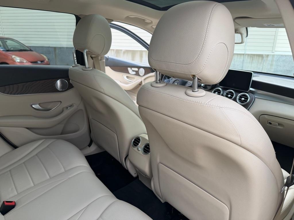 Mercedes-Benz GLC-Class GLC300 4MATIC 2019