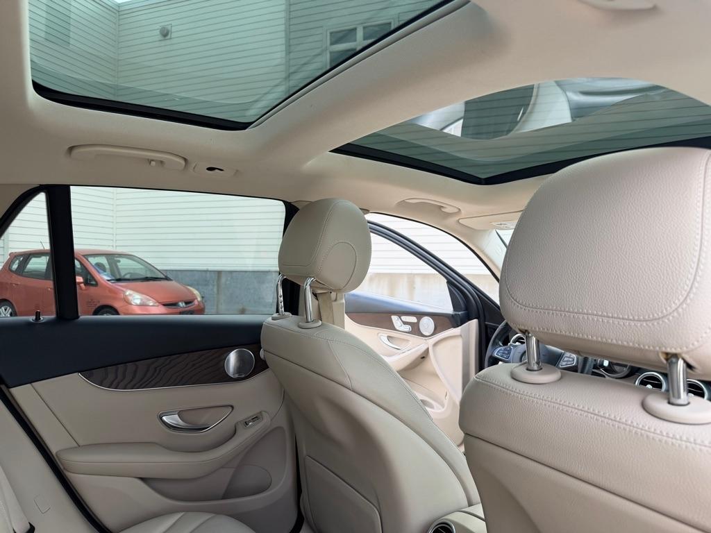 Mercedes-Benz GLC-Class GLC300 4MATIC 2019