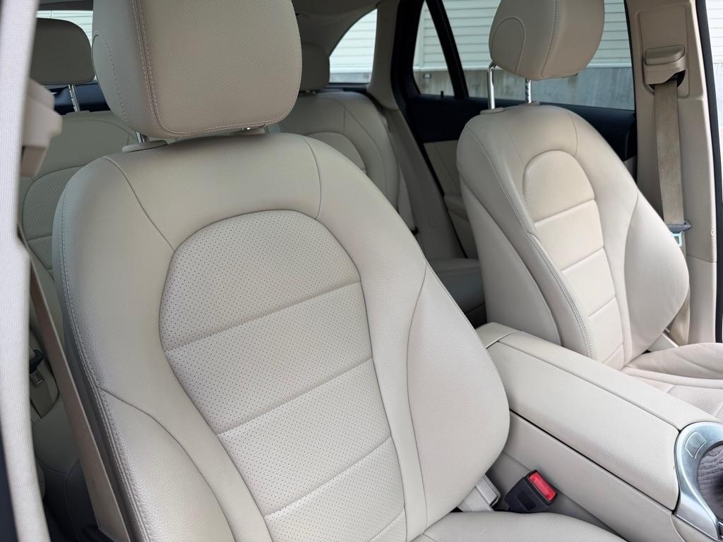 Mercedes-Benz GLC-Class GLC300 4MATIC 2019