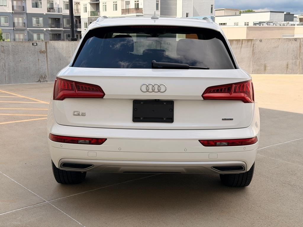 Audi Q5 2.0T Premium Plus quattro 2020