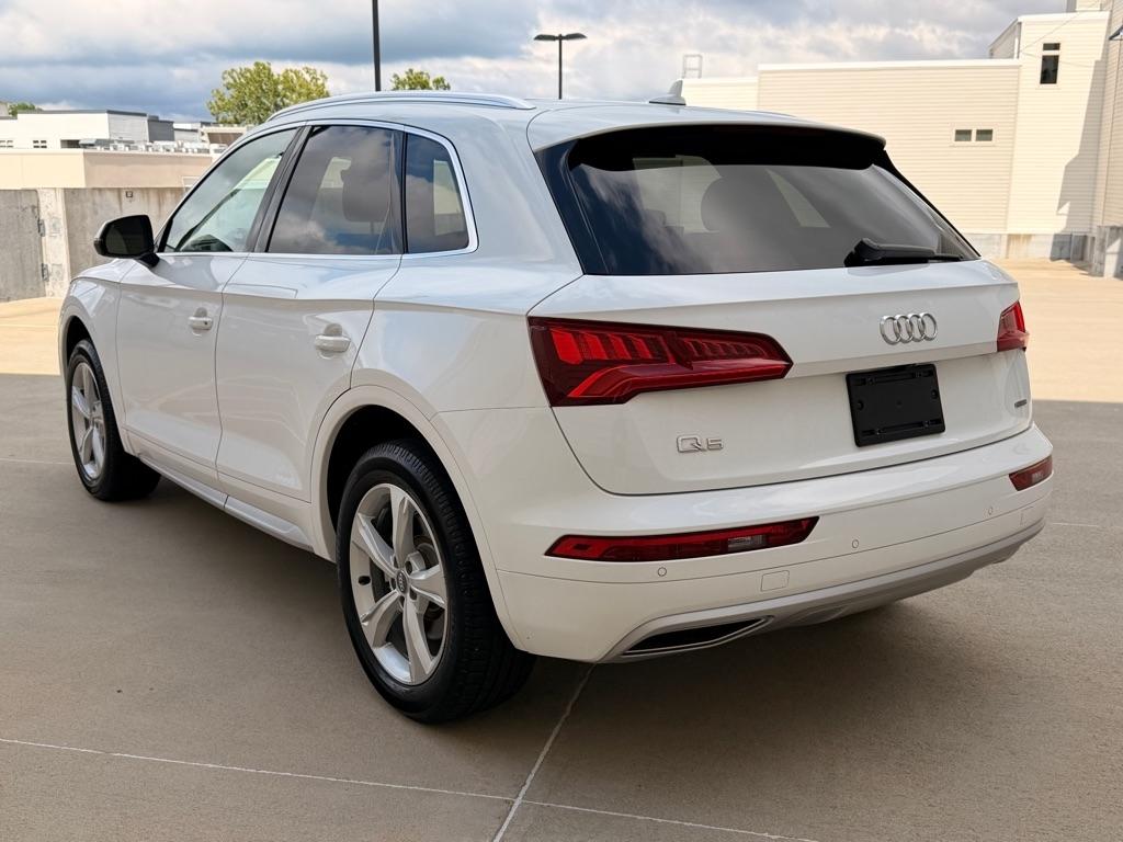 Audi Q5 2.0T Premium Plus quattro 2020