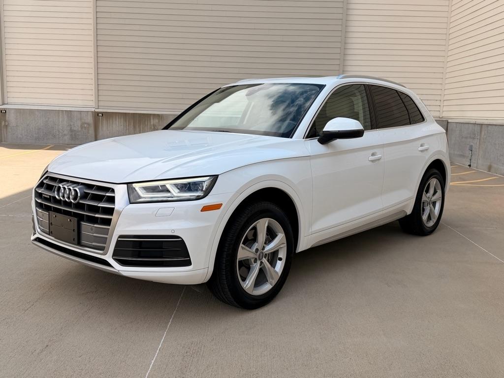 Audi Q5 2.0T Premium Plus quattro 2020