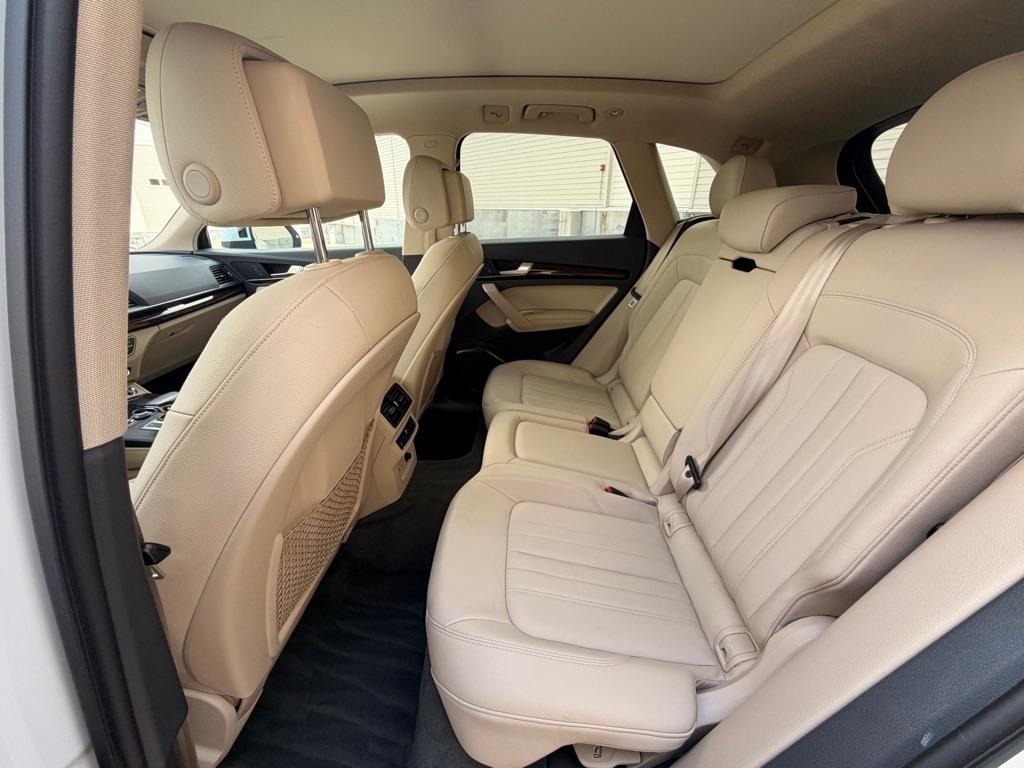 Audi Q5 2.0T Premium Plus quattro 2020