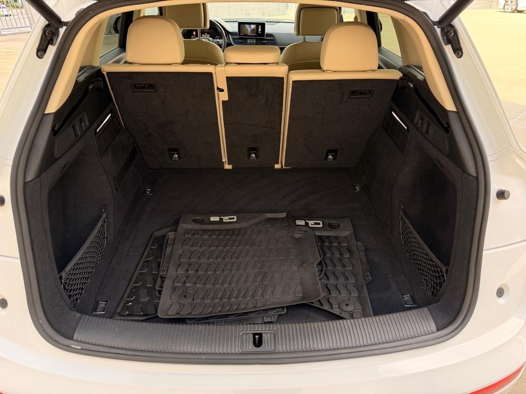 Audi Q5 2.0T Premium Plus quattro 2020