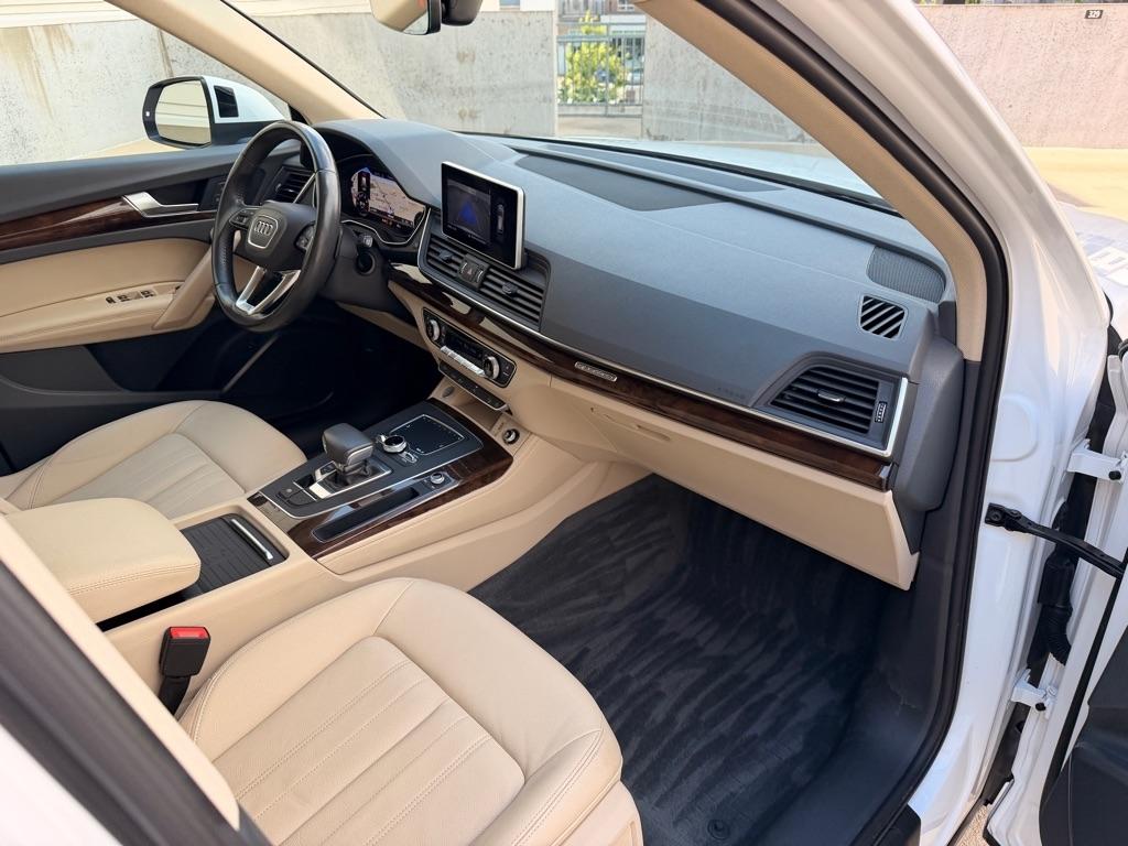 Audi Q5 2.0T Premium Plus quattro 2020