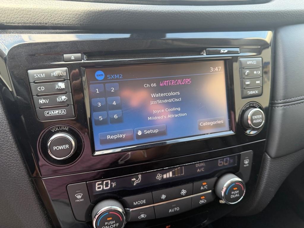 Nissan Rogue SV AWD 2017