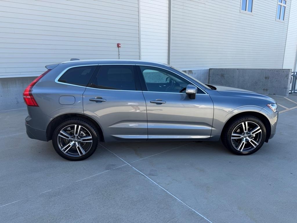 Volvo XC60 T5 Momentum AWD 2019
