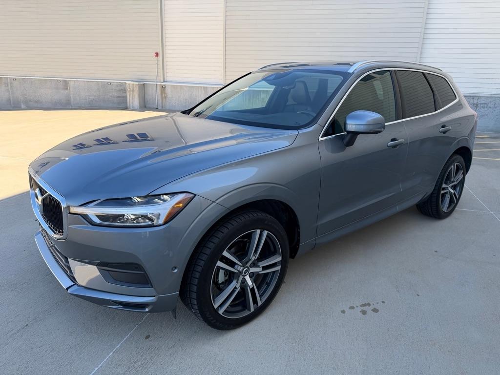Volvo XC60 T5 Momentum AWD 2019